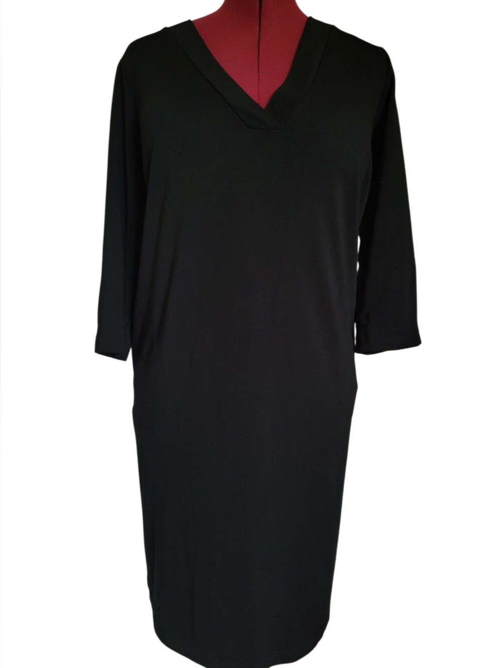ELOQUII Black V-Neck Pocket Midi Shift Dress - Size 16